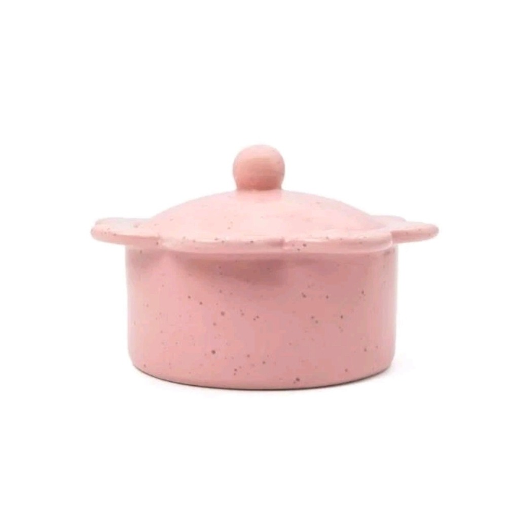 Target Bullseye's Playground Pink Speckled Ceramic Flower Baking Vessel Lid NWT